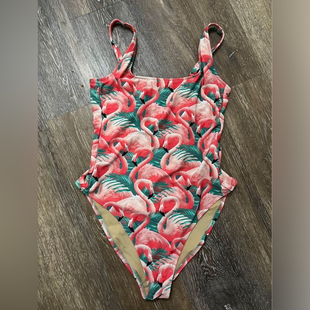 swim suit - size small
